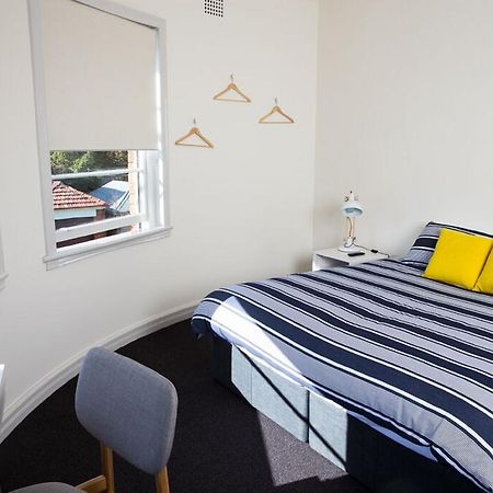 Blues Point Hotel Sydney Exterior foto
